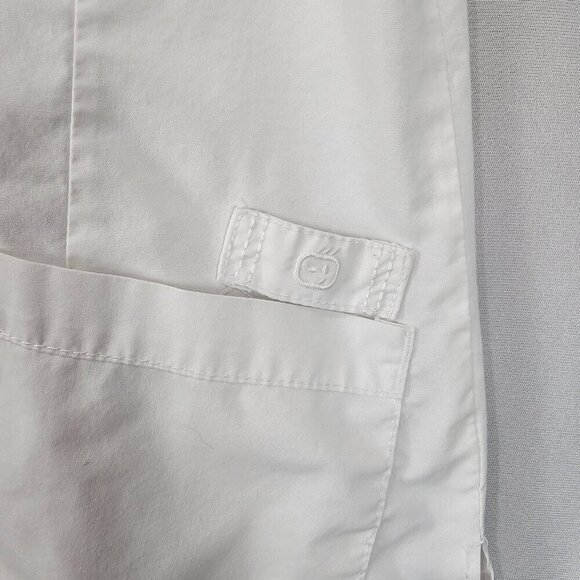 Wonderwink Origins V-Neck Shaped Scrub Top - Picture 5 of 6